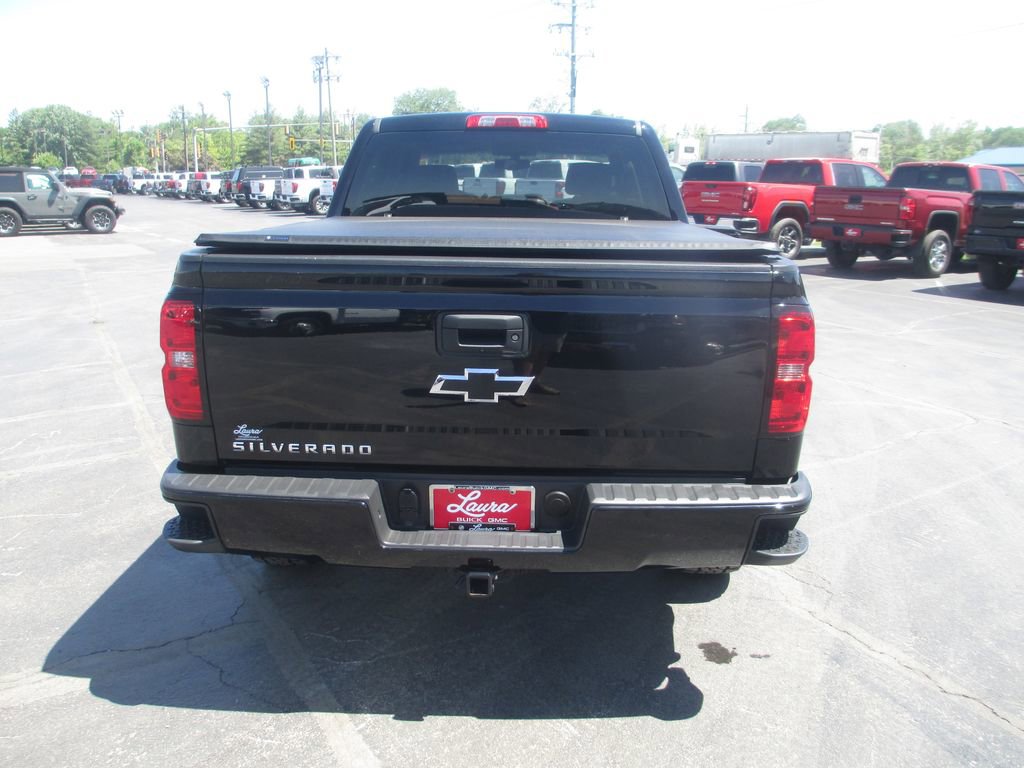 Used 2018 Chevrolet Silverado 1500 Custom w/ Custom Value Package AWD/4WD image 6