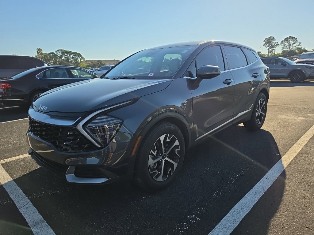 Certified 2024 Kia Sportage EX FWD image 7