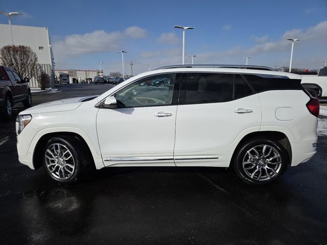 Used 2022 GMC Terrain Denali w/ Denali Premium Package image 27
