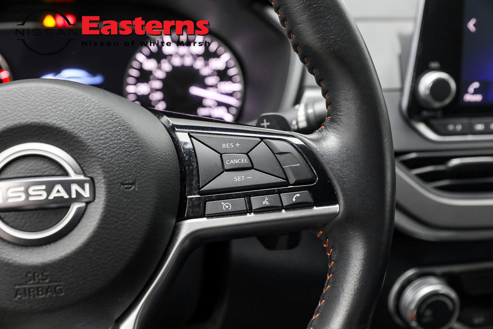 Used 2023 Nissan Altima 2.5 SR FWD image 16