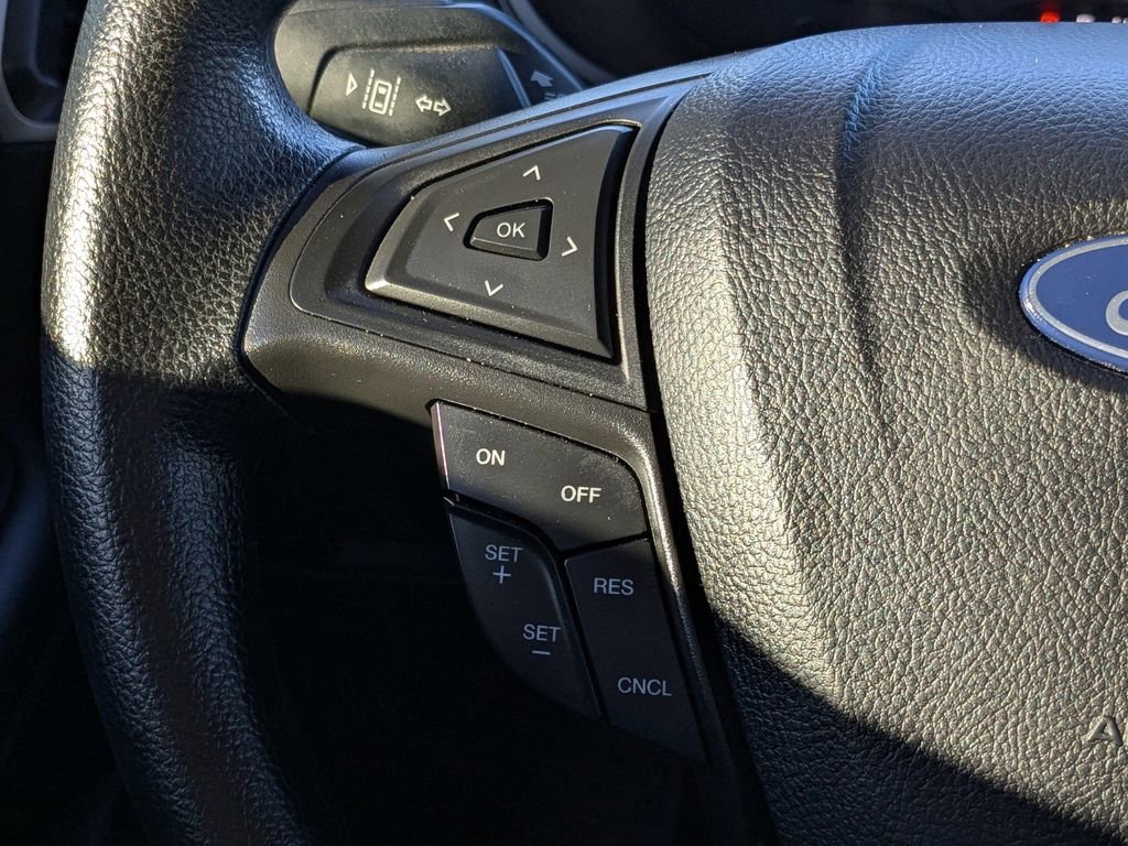 Used 2024 Ford Edge SE w/ Cargo Accessory Package image 21