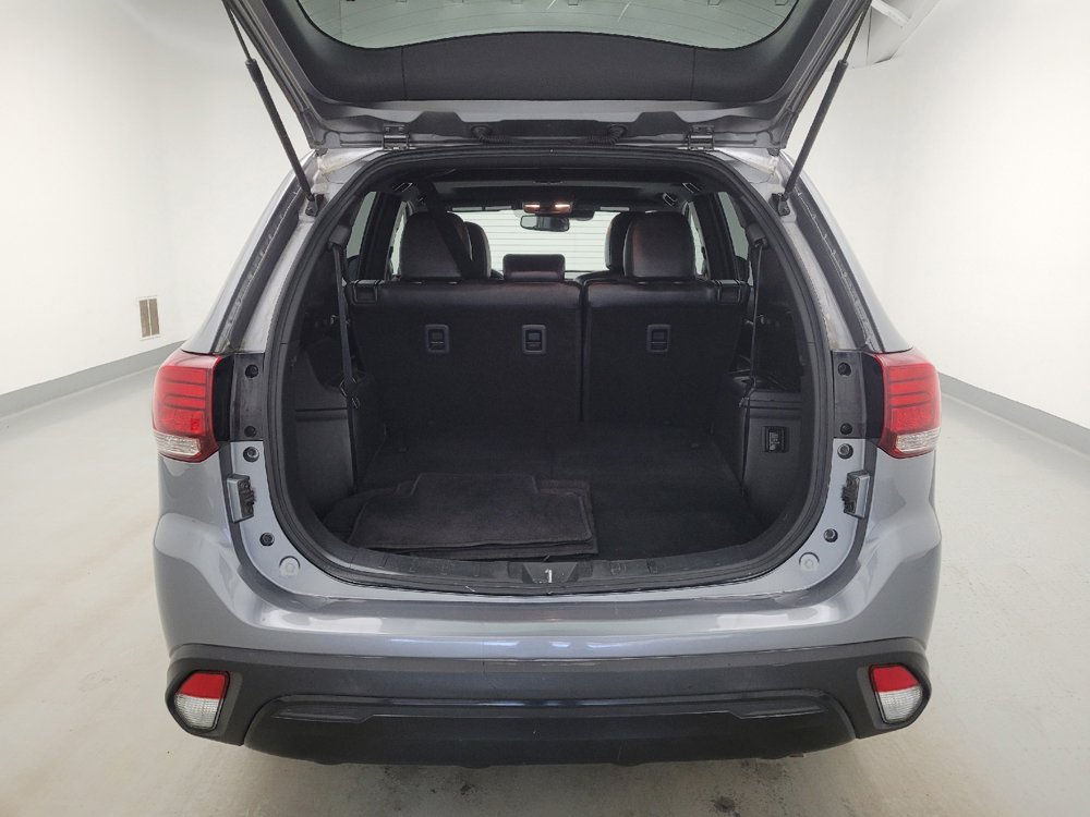 Used 2020 Mitsubishi Outlander SE AWD/4WD image 29