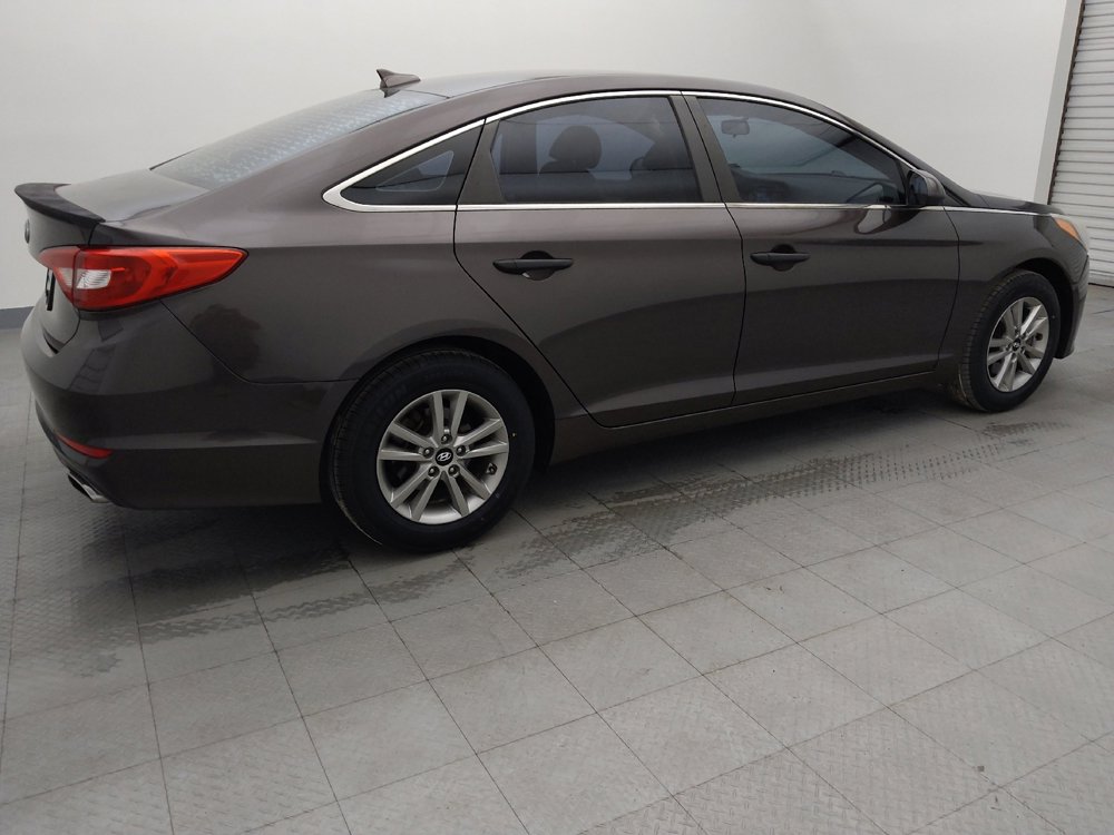 Used 2015 Hyundai Sonata SE image 10