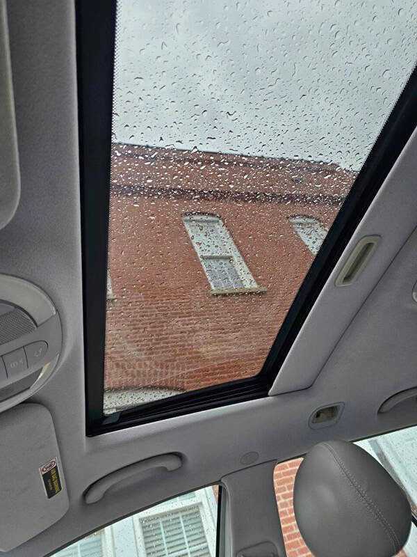 Used 2006 Mercedes-Benz E 350 4MATIC Wagon image 34