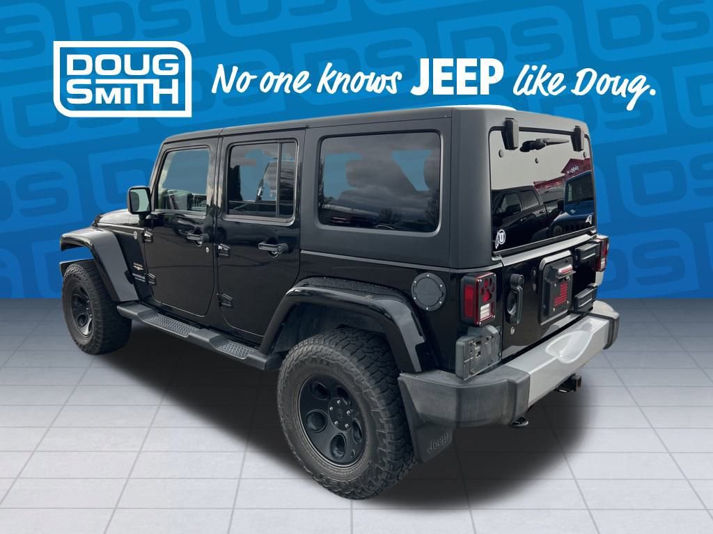 Used 2012 Jeep Wrangler Unlimited Sahara w/ Connectivity Group image 3