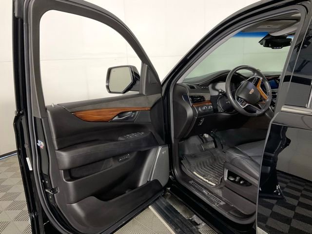 Used 2015 Cadillac Escalade Premium image 22