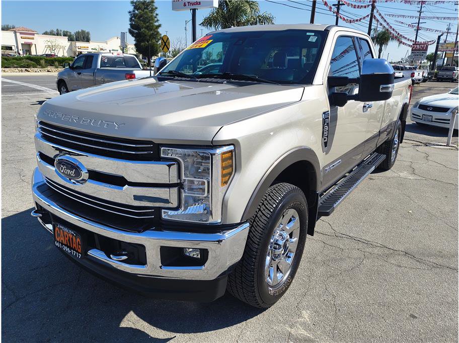 Used 2018 Ford F350 Lariat w/ Tow Technology Bundle image 17