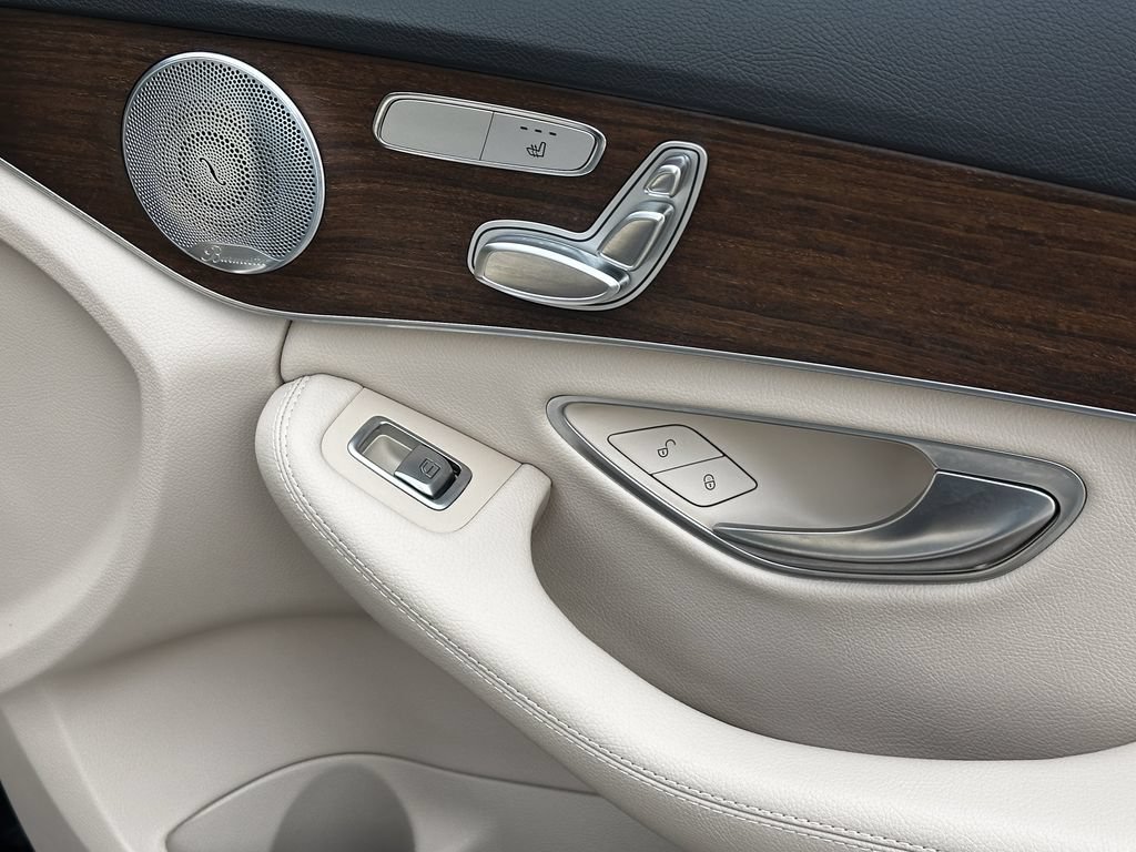 Certified 2021 Mercedes-Benz C 300 4MATIC Sedan image 17