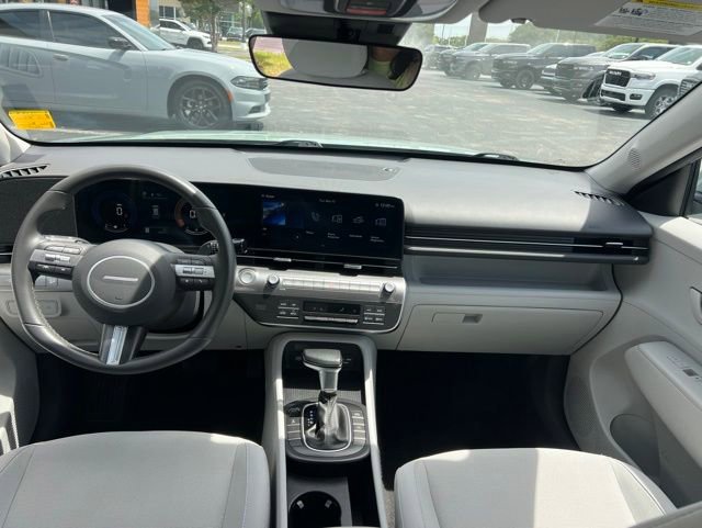 Used 2024 Hyundai Kona SEL AWD/4WD image 20