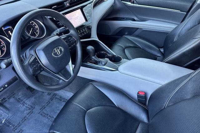 Certified 2018 Toyota Camry LE image 11