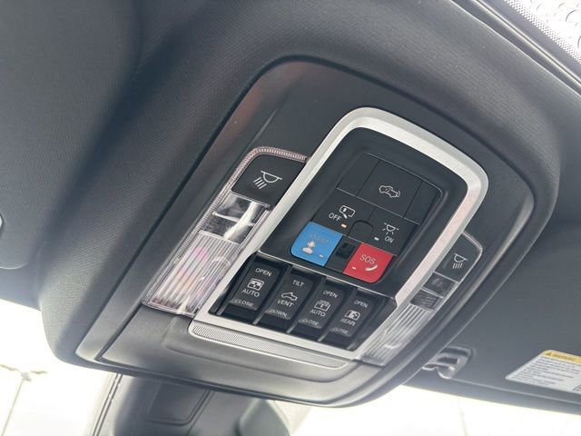 New 2026 RAM 1500 4x4 Crew Cab image 30