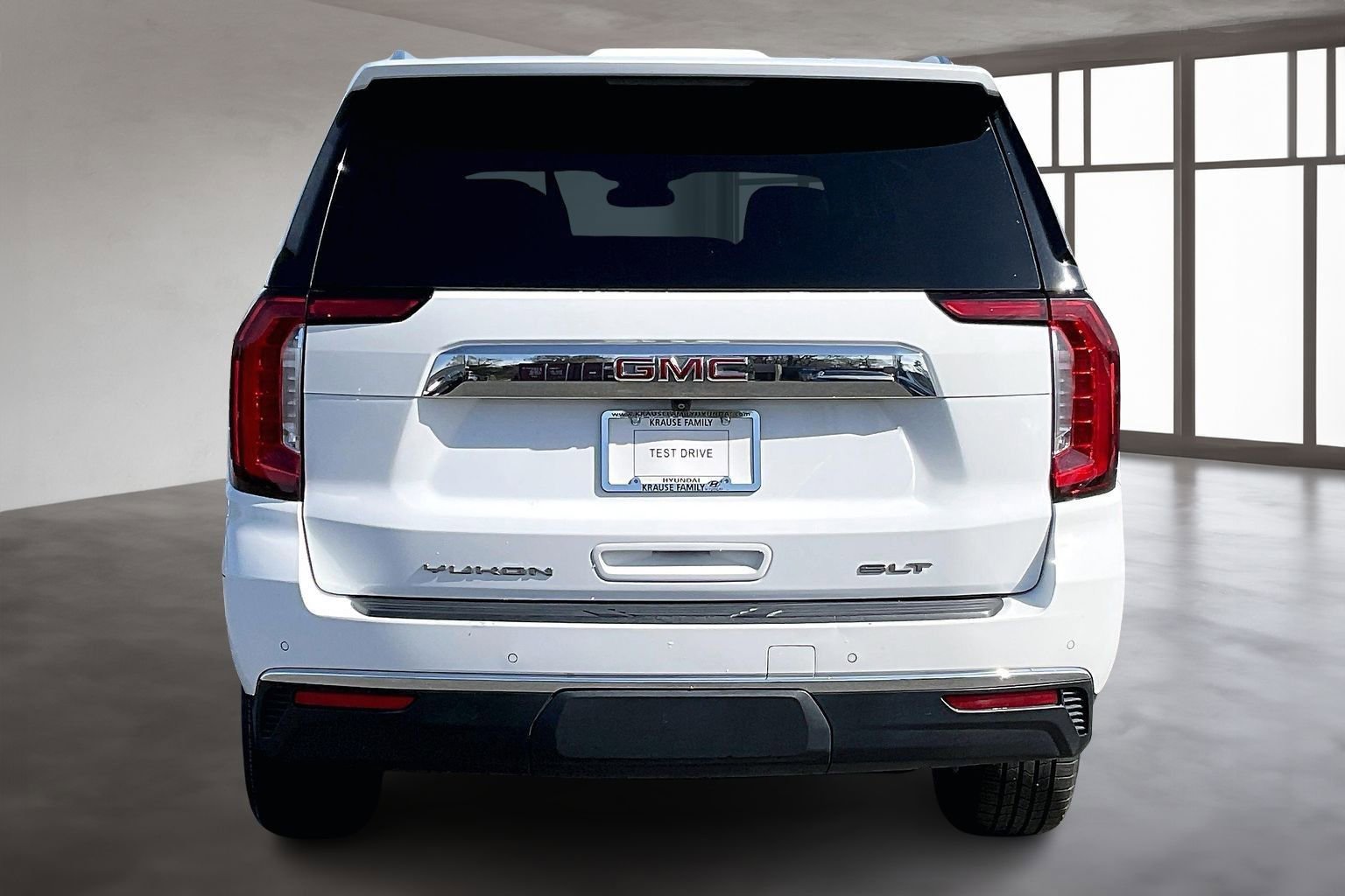 Used 2024 GMC Yukon XL SLT image 5