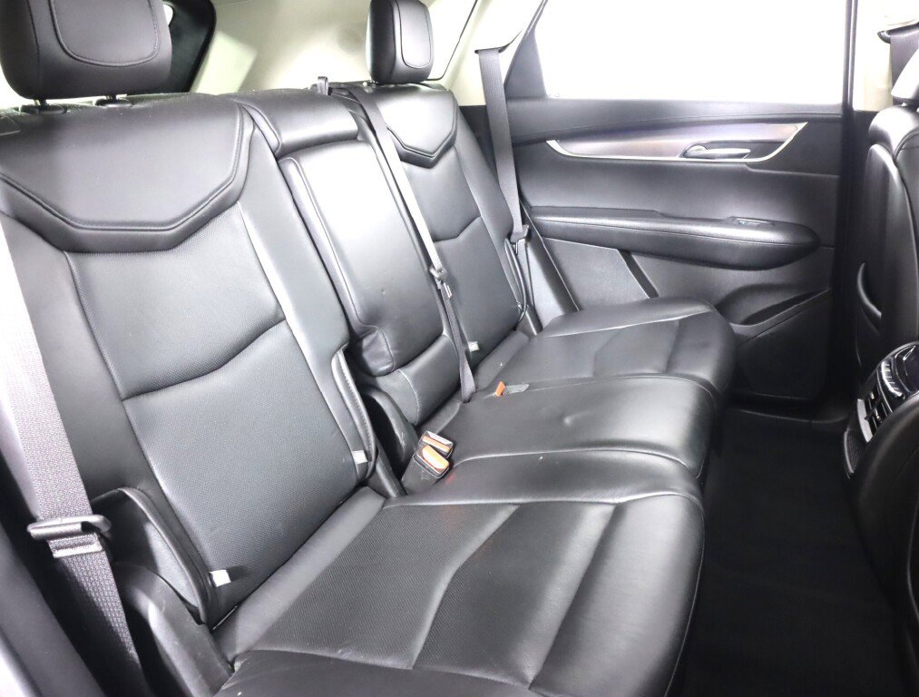 Used 2019 Cadillac XT5 Premium Luxury image 46