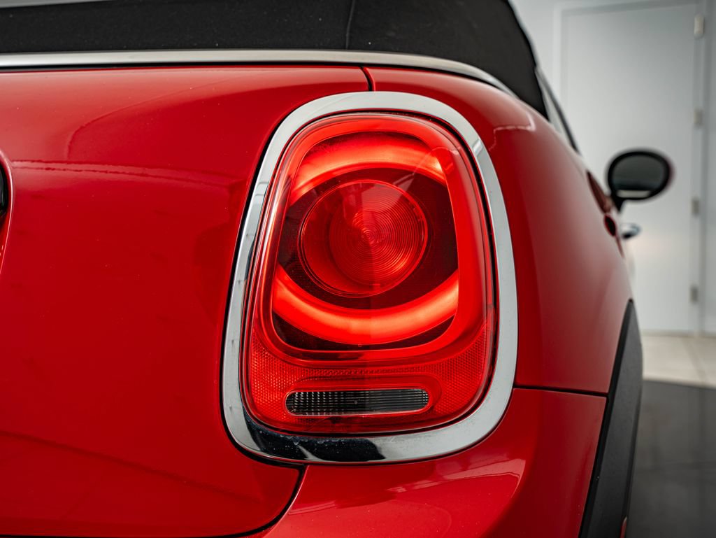 Used 2019 MINI Cooper Convertible FWD image 16