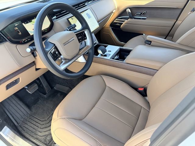 New 2026 Land Rover Range Rover SE image 4