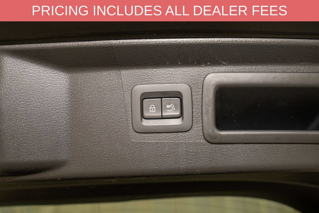 Used 2025 MAZDA CX-50 AWD 2.5 S w/ Preferred Package image 6