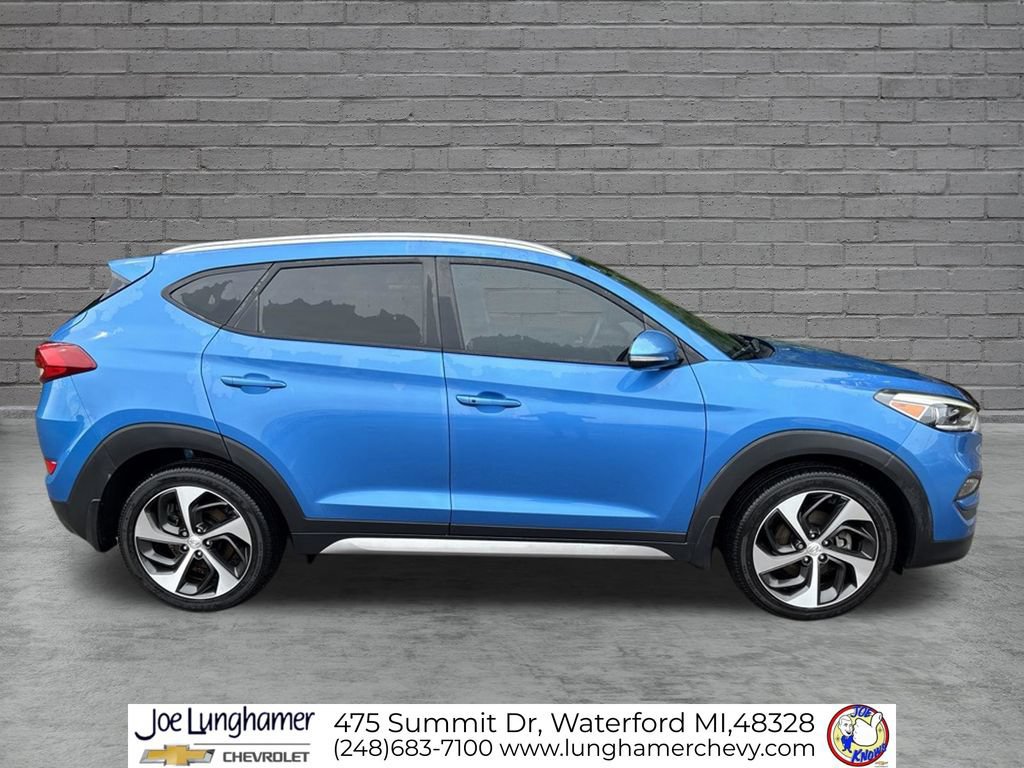 Used 2017 Hyundai Tucson Sport FWD image 2