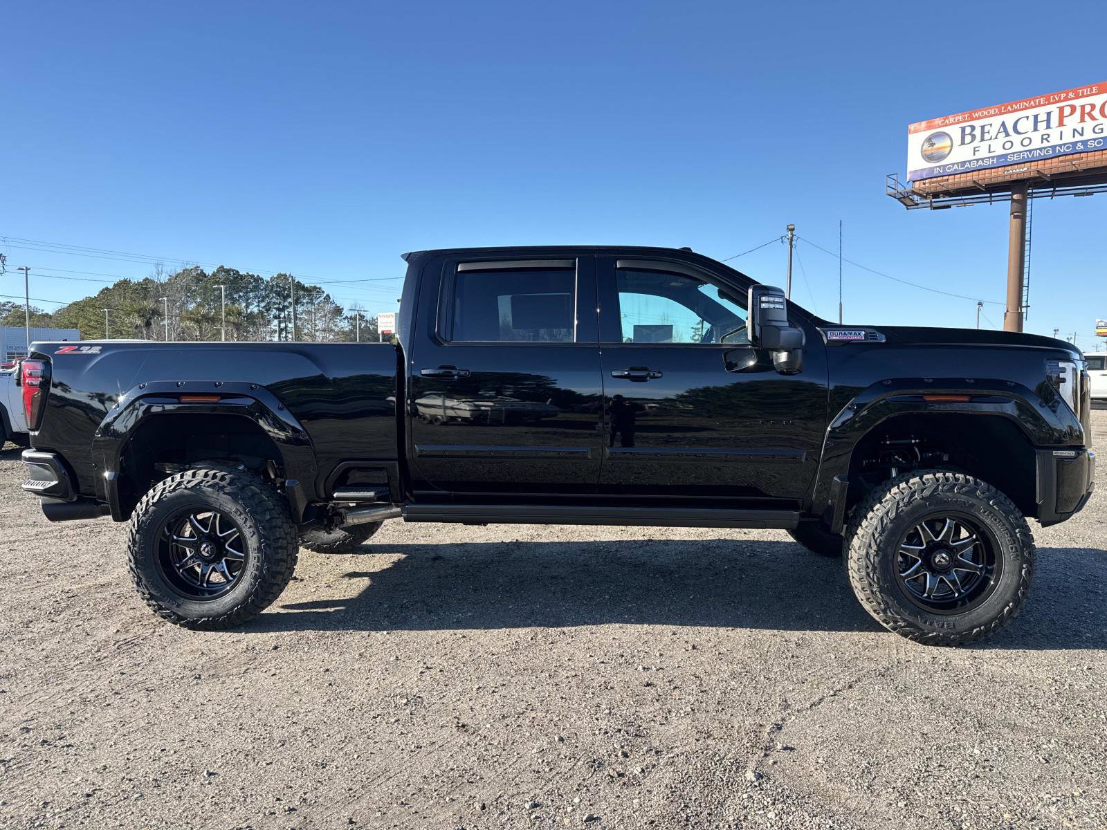 New 2026 GMC Sierra 2500 AT4 w/ Technology Package image 2