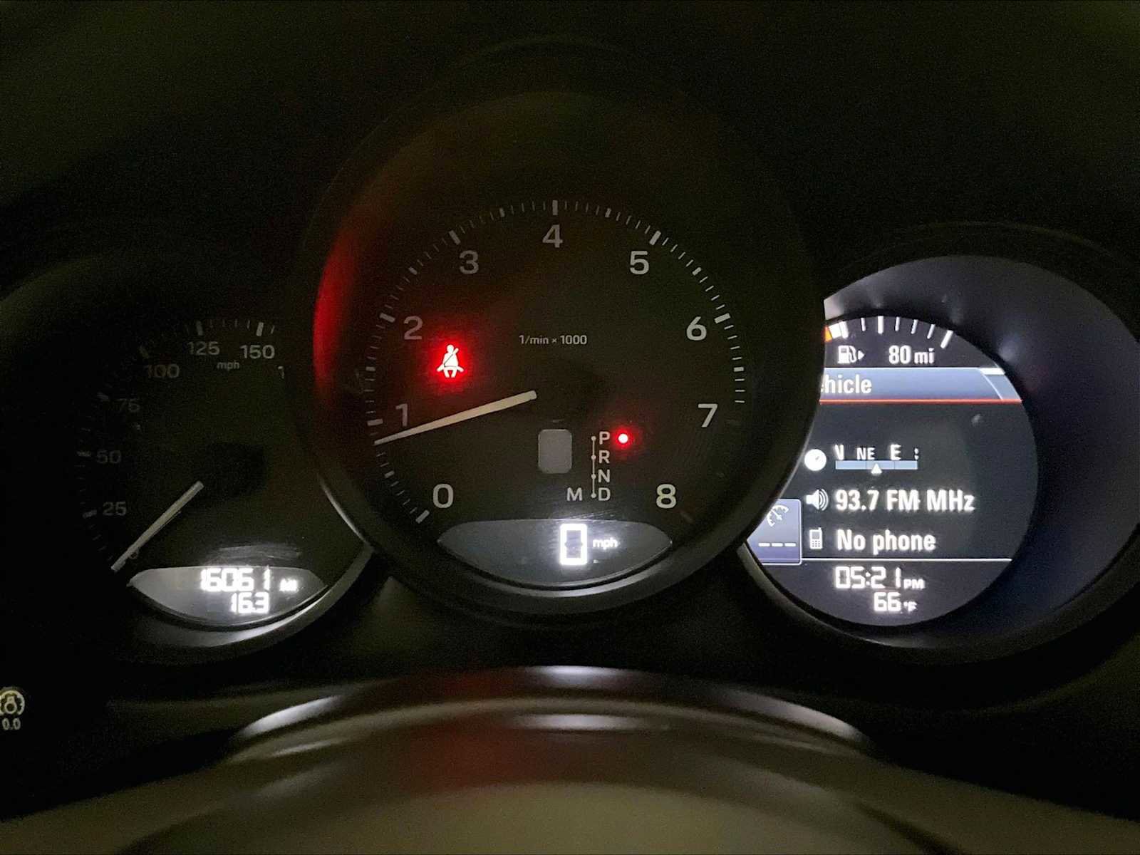 Used 2024 Porsche Macan image 21