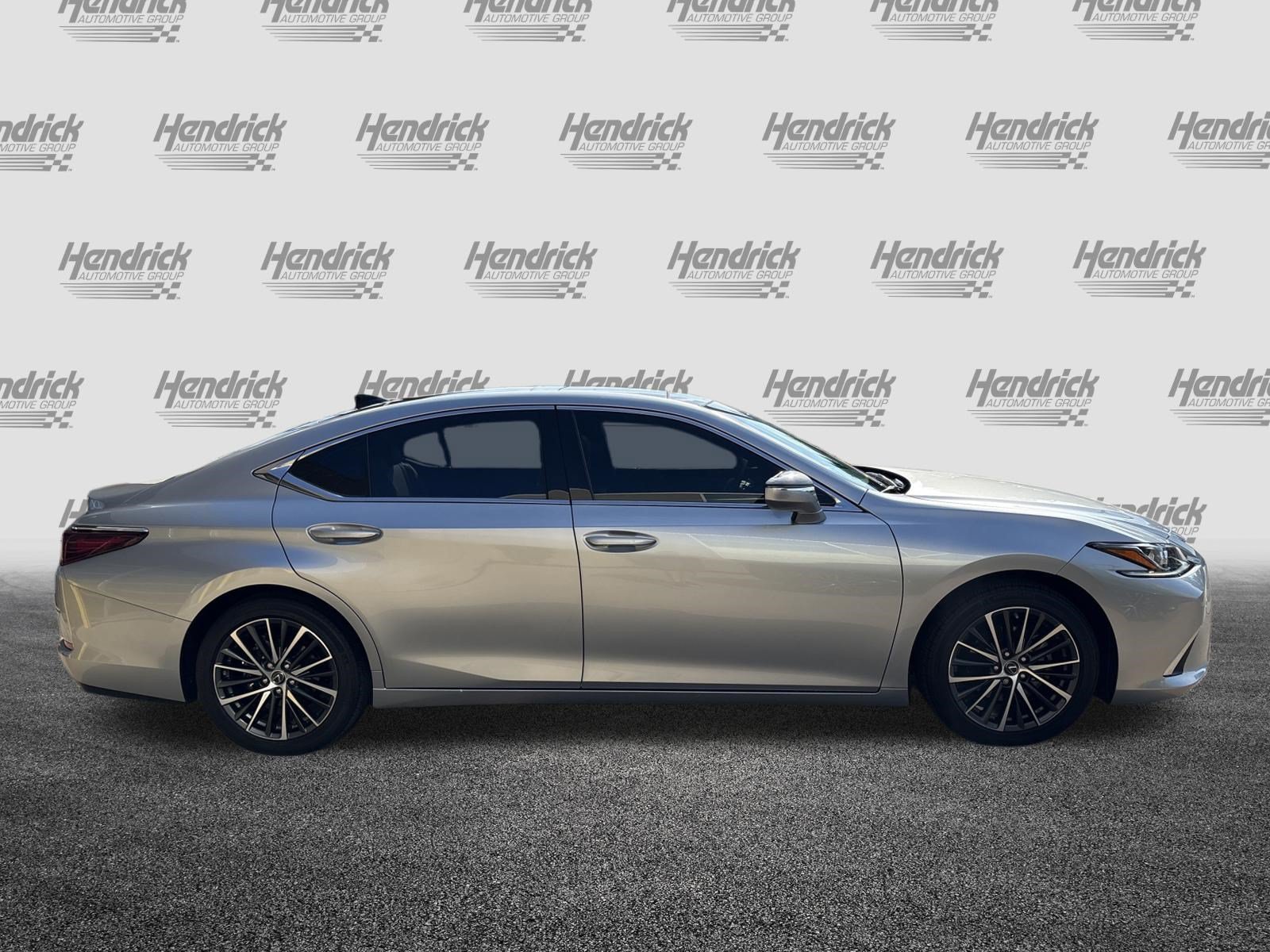 Certified 2022 Lexus ES 350 w/ Premium Package FWD image 11