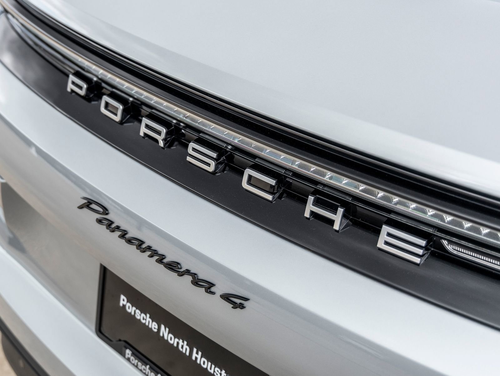 New 2026 Porsche Panamera 4 AWD/4WD image 15