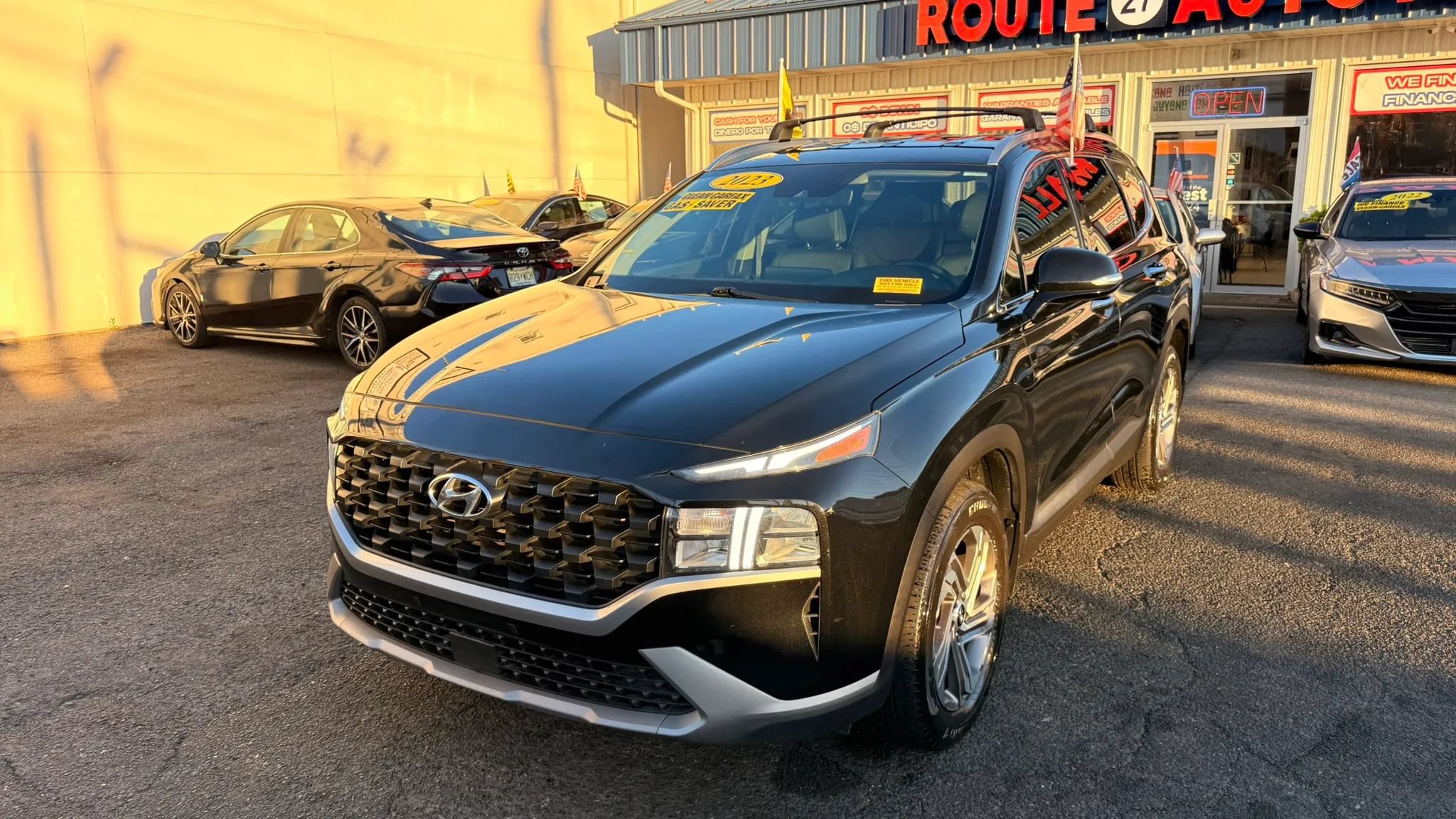 Used 2023 Hyundai Santa Fe SEL FWD image 4