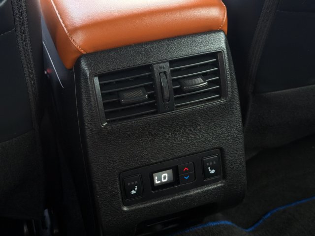 Used 2023 Mitsubishi Outlander SEL 40th Anniversary AWD/4WD image 14