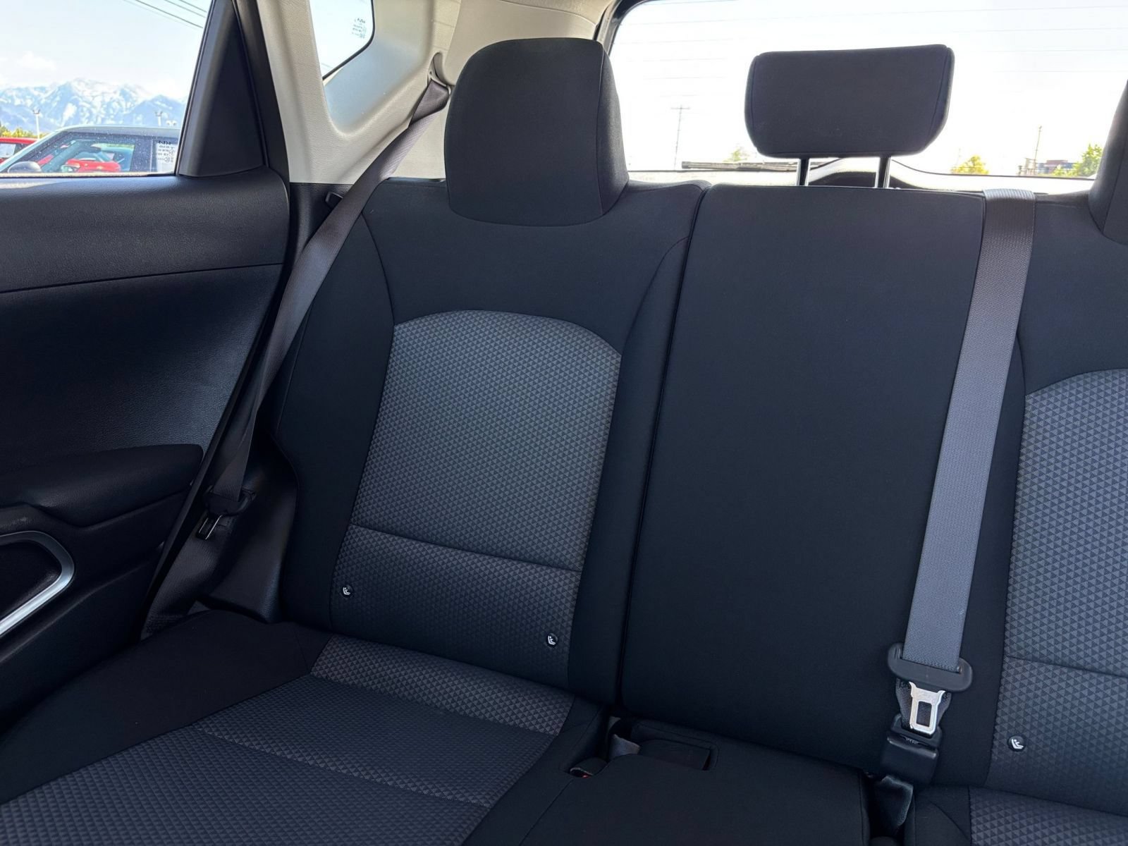 Used 2025 Kia Soul LX w/ LX Technology Package FWD image 36