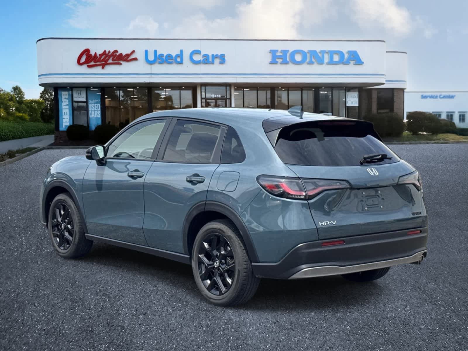 Used 2024 Honda HR-V Sport image 3