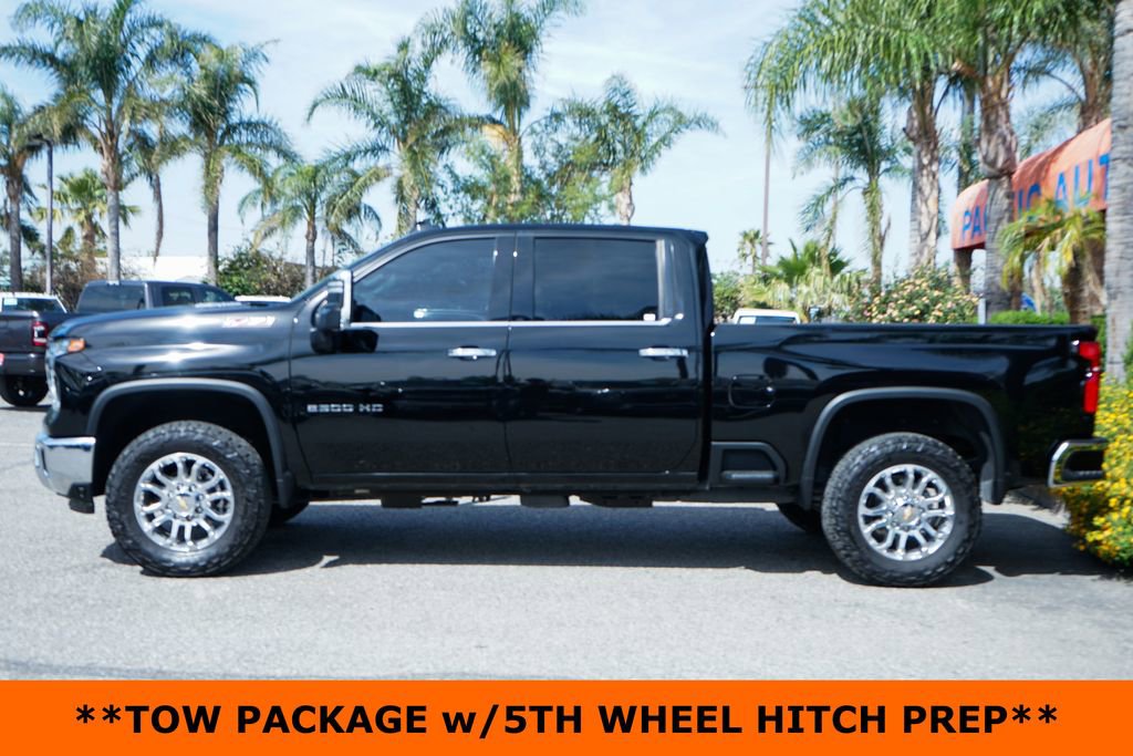 Used 2024 Chevrolet Silverado 2500 LTZ w/ LTZ Premium Package AWD/4WD image 5