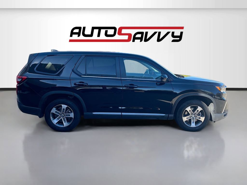 Used 2025 Honda Pilot EX-L image 8