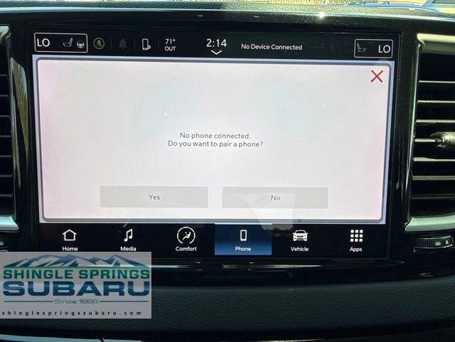 Used 2023 Chrysler Pacifica Touring-L FWD image 41