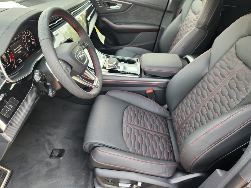 New 2027 Audi RS Q8 performance AWD/4WD image 15