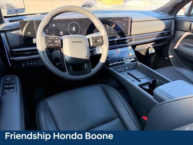 Used 2025 Hyundai Santa Fe Calligraphy image 5