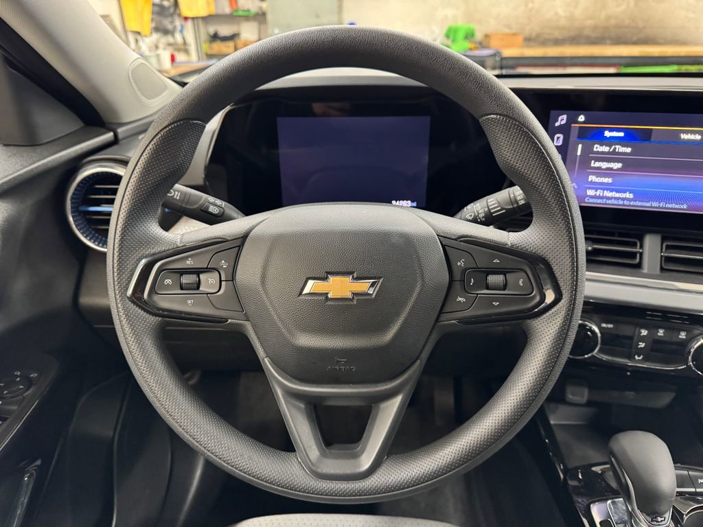 Used 2024 Chevrolet Trax LT image 19