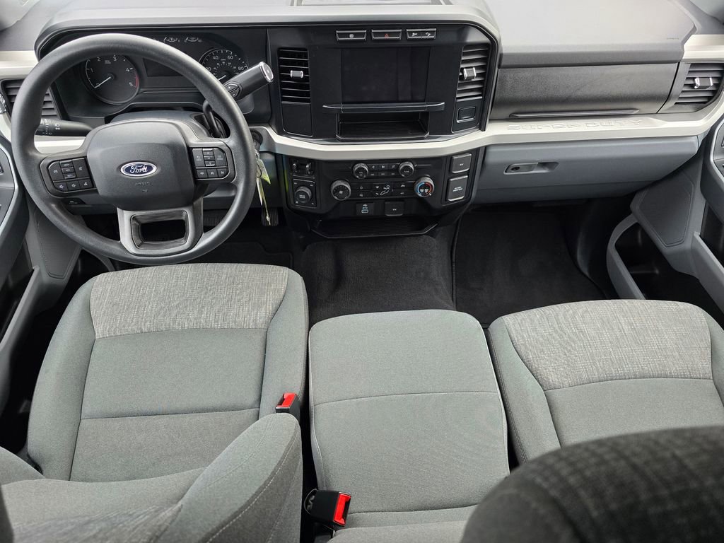 Used 2024 Ford F250 XLT w/ FX4 Off-Road Package image 18