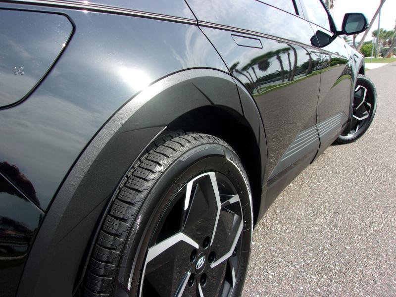 Used 2022 Hyundai Ioniq 5 SEL w/ Cargo Package RWD image 8