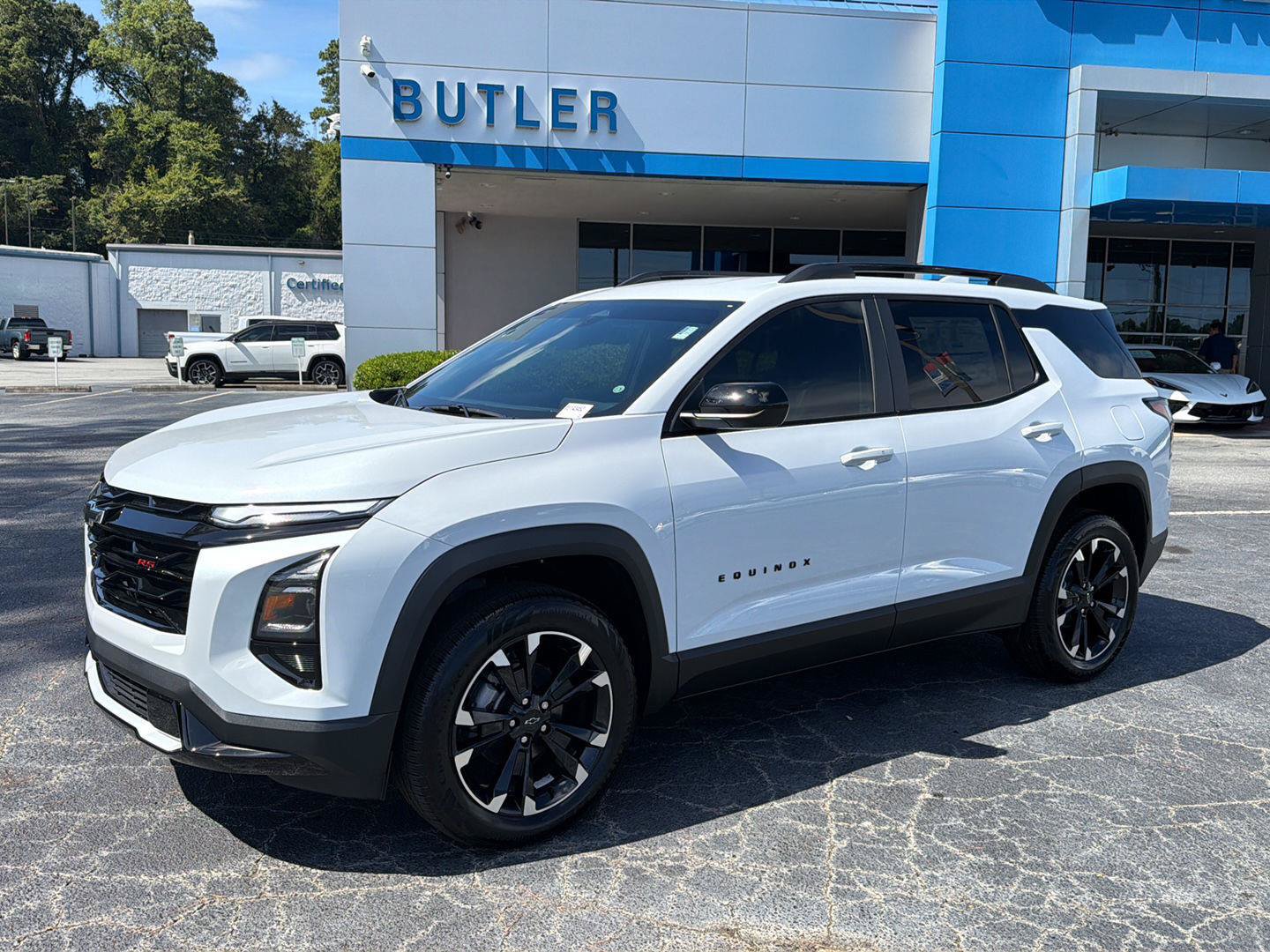 New 2027 Chevrolet Equinox RS FWD image 2
