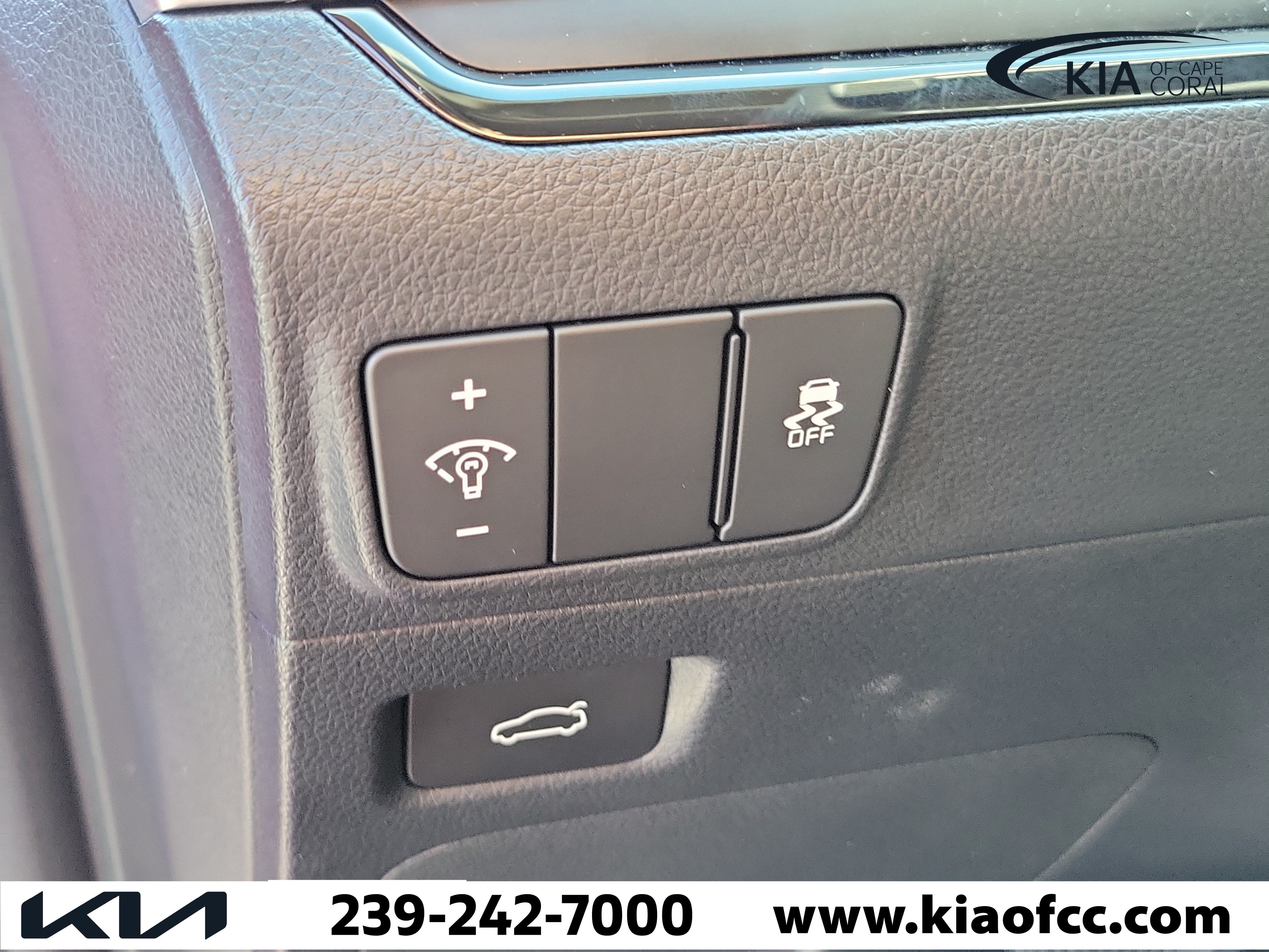 Certified 2025 Kia K5 LXS FWD image 25