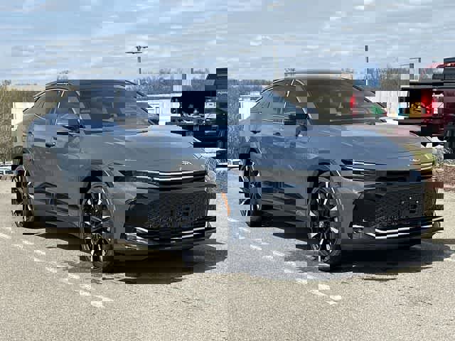 Used 2025 Toyota Crown Platinum AWD/4WD image 20