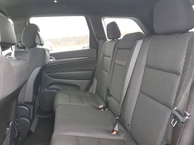 Used 2020 Jeep Grand Cherokee Laredo image 27