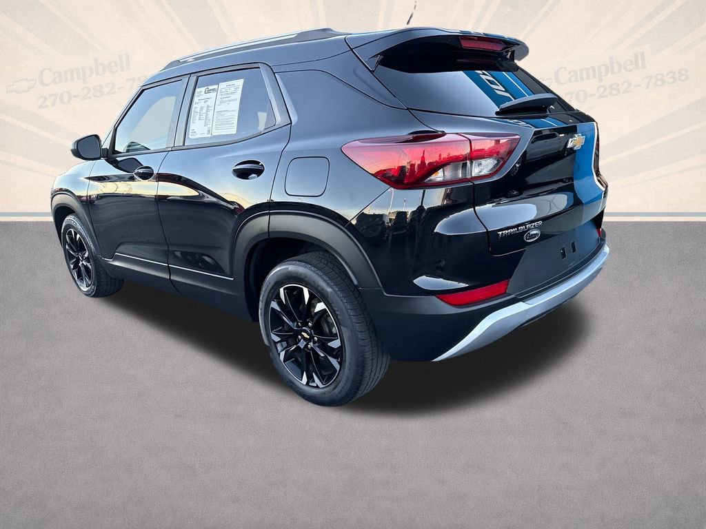 Used 2021 Chevrolet TrailBlazer LT image 3