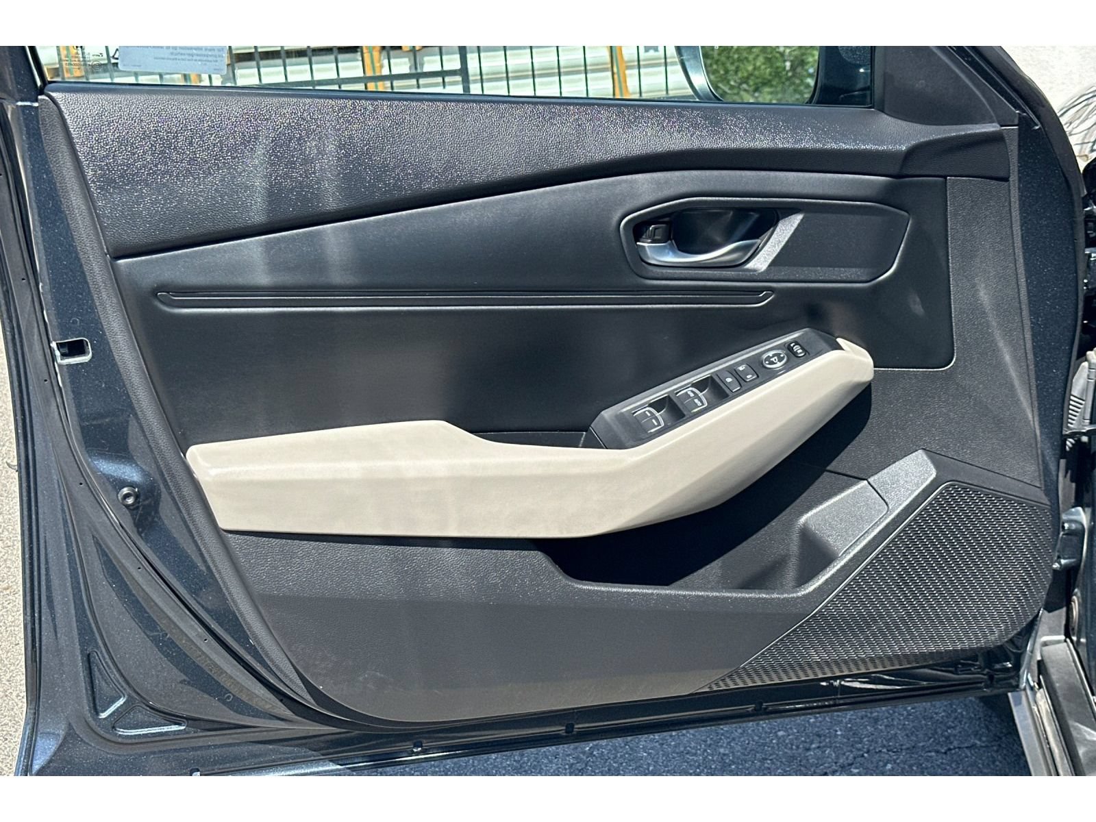 Used 2024 Honda Accord EX image 11