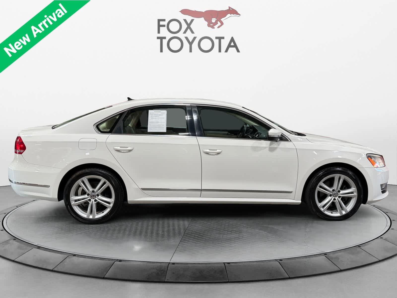 Used 2013 Volkswagen Passat TDI SE FWD image 7