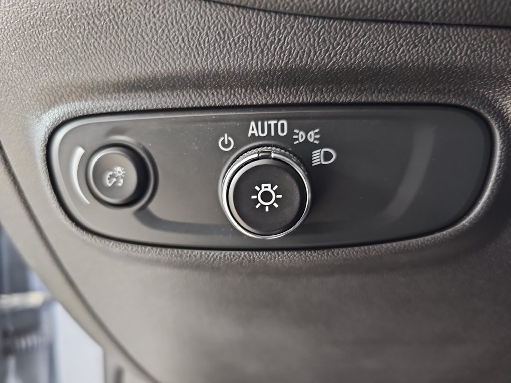 Certified 2024 Chevrolet Equinox LT AWD/4WD image 32