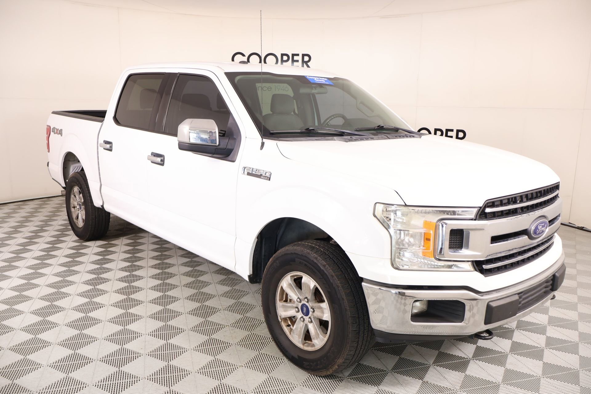 Used 2018 Ford F150 XLT image 1