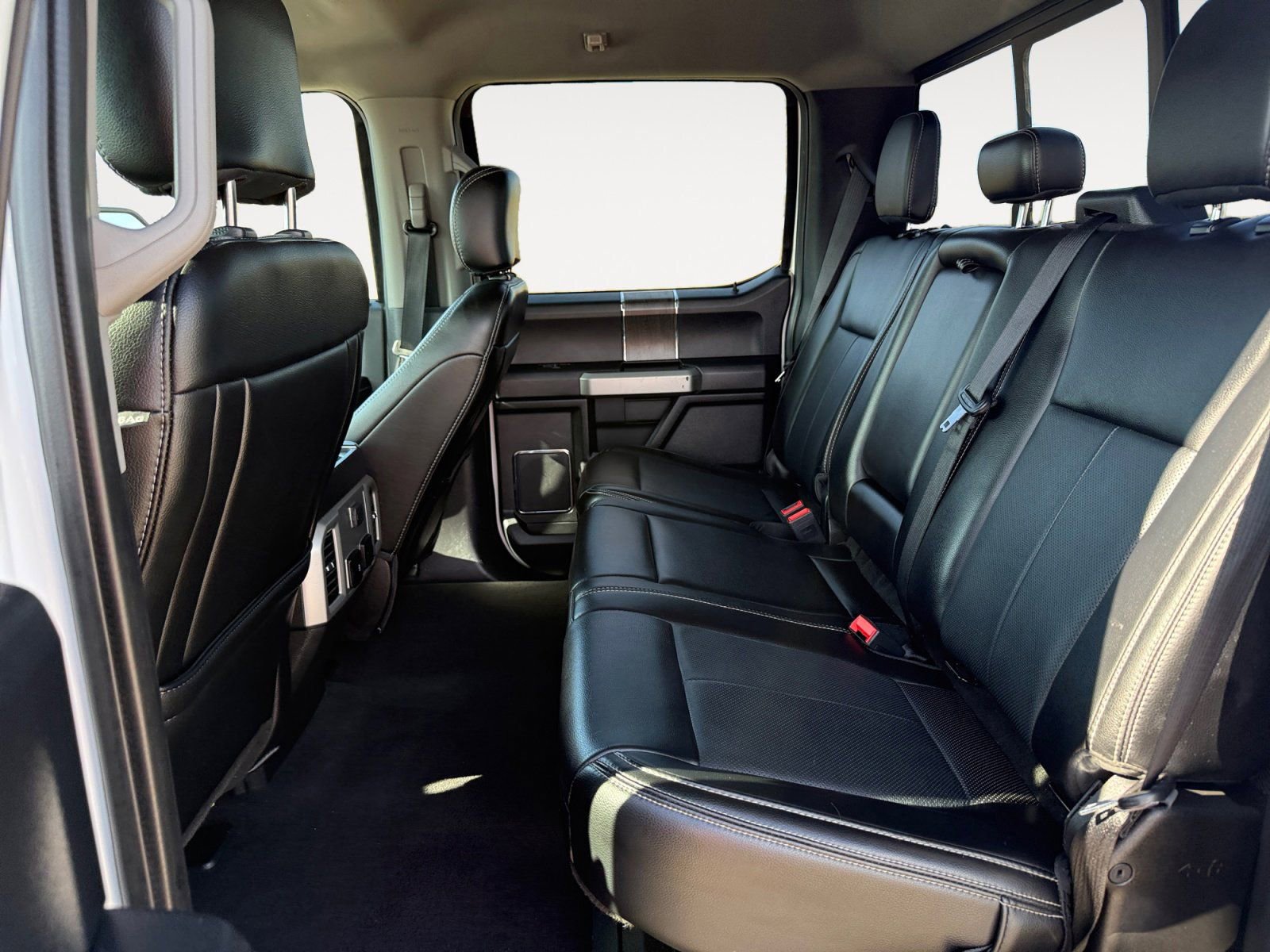 Used 2021 Ford F350 Lariat w/ Lariat Ultimate Package image 13