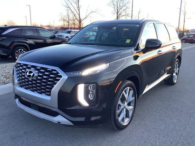 Used 2021 Hyundai Palisade Limited image 1