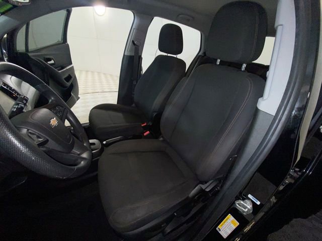 Used 2019 Chevrolet Trax LS w/ Tint and Cruise Package FWD image 14