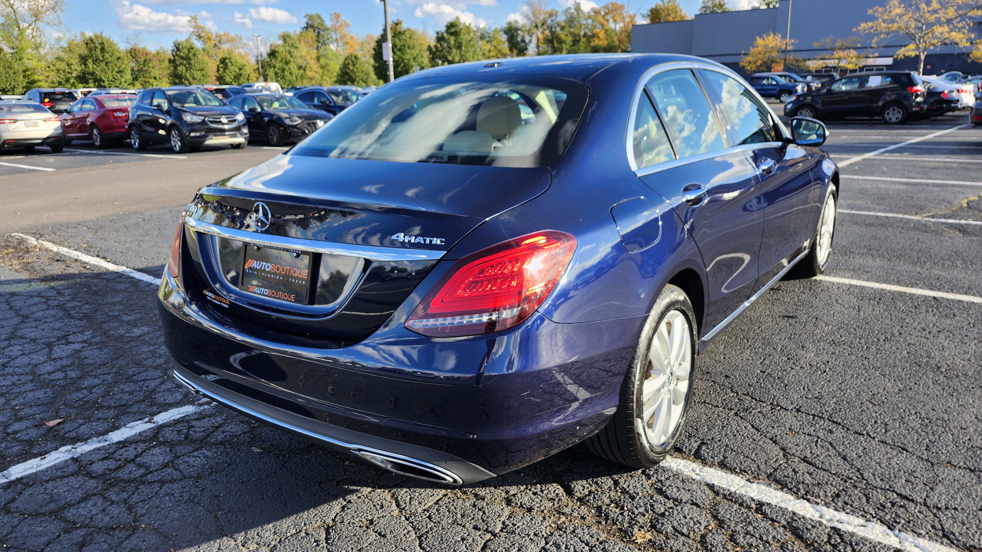 Used 2019 Mercedes-Benz C 300 4MATIC Sedan image 10